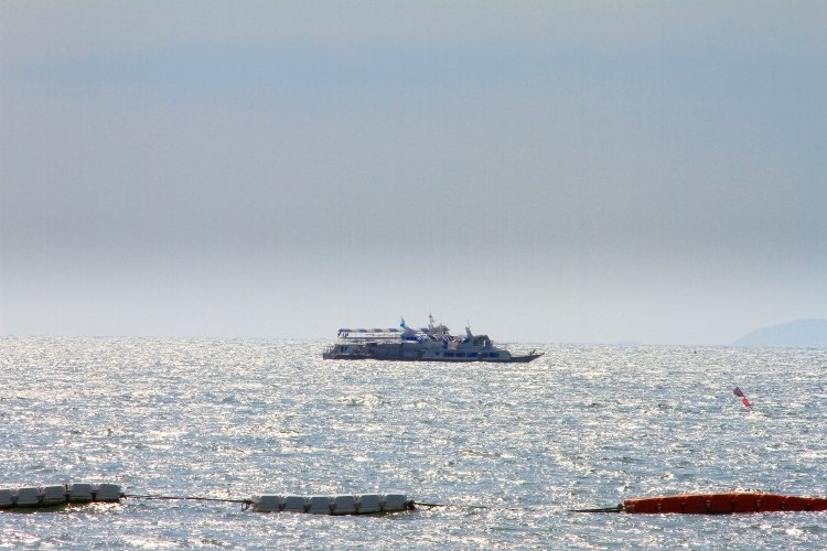 Jomtien - Boot vor der Küste
