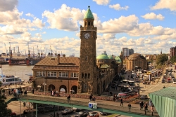 Hamburger Hafen - Landungsbrücken Bild 3